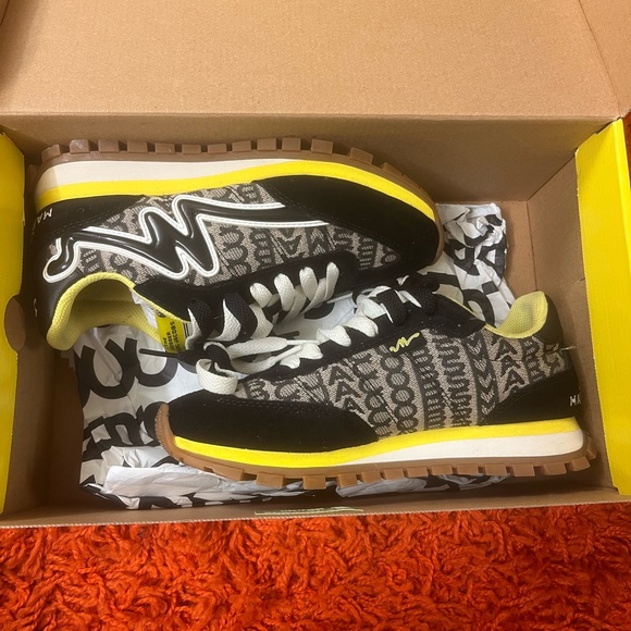 Marc Jacobs Sneakers - Picture 2 of 5